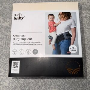 TushBaby Strapless Baby Hipseat in Grey